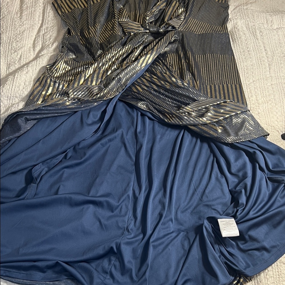 Hutch Gold and Black Midi Dress size 16W plus - Picture 9 of 12